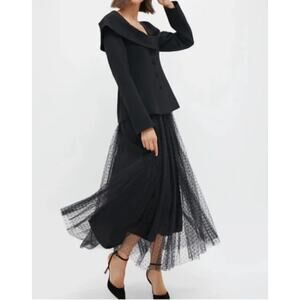 Tuckernuck Black Monroe Top Long Sleeves Button Front Work or Evening Party, S